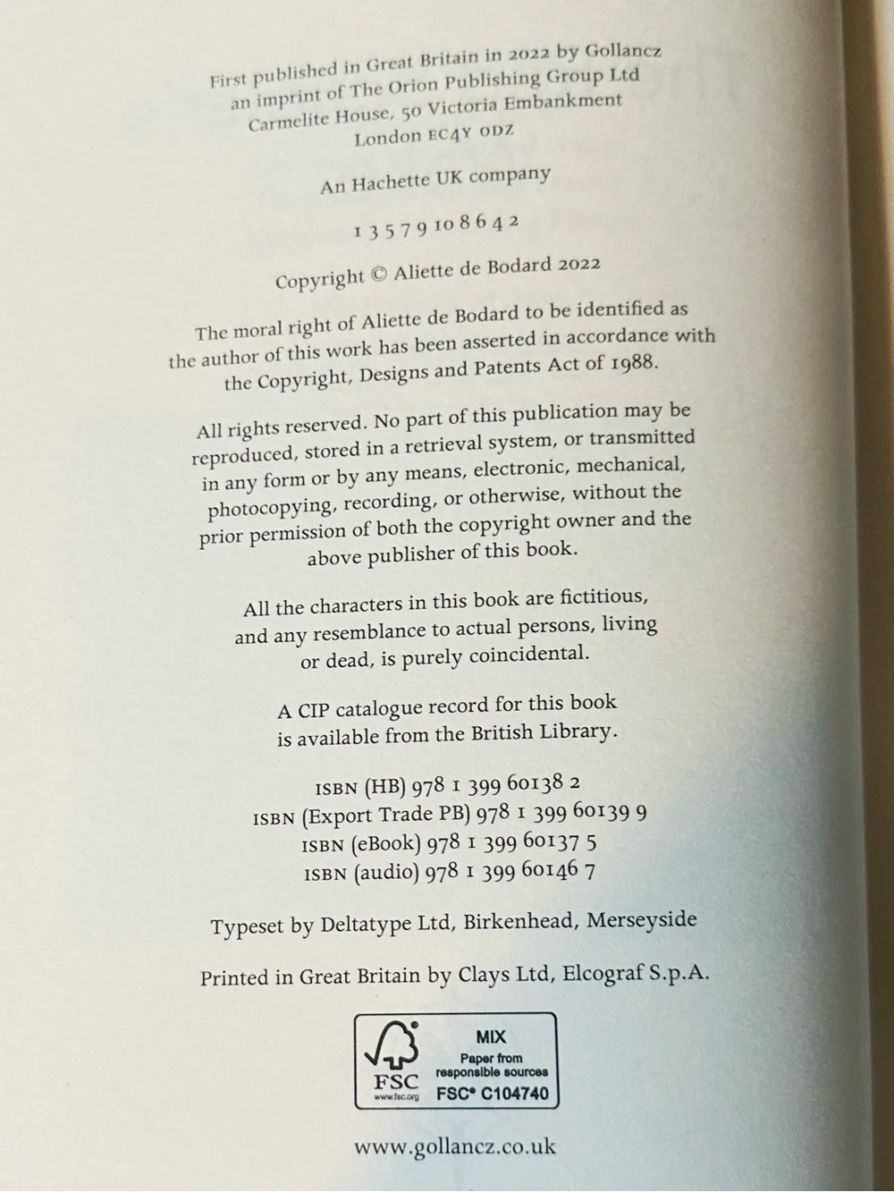 Illumicrate The Red Scholar's Wake by Aliette de Bodard - Signed Edition